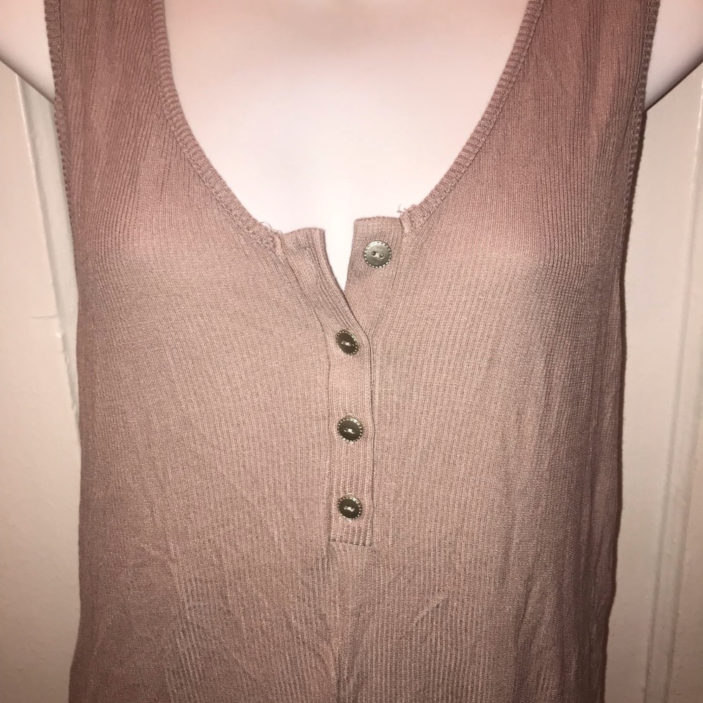 Charolette Russe • Ribbed Button Top • M - Picture 3 of 5